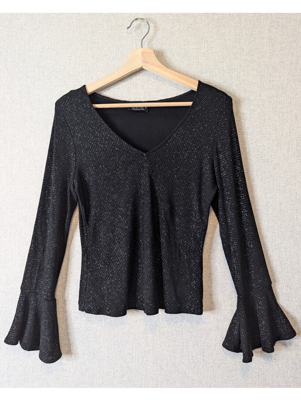 Vintage y2k sparkly bell sleeve going out top